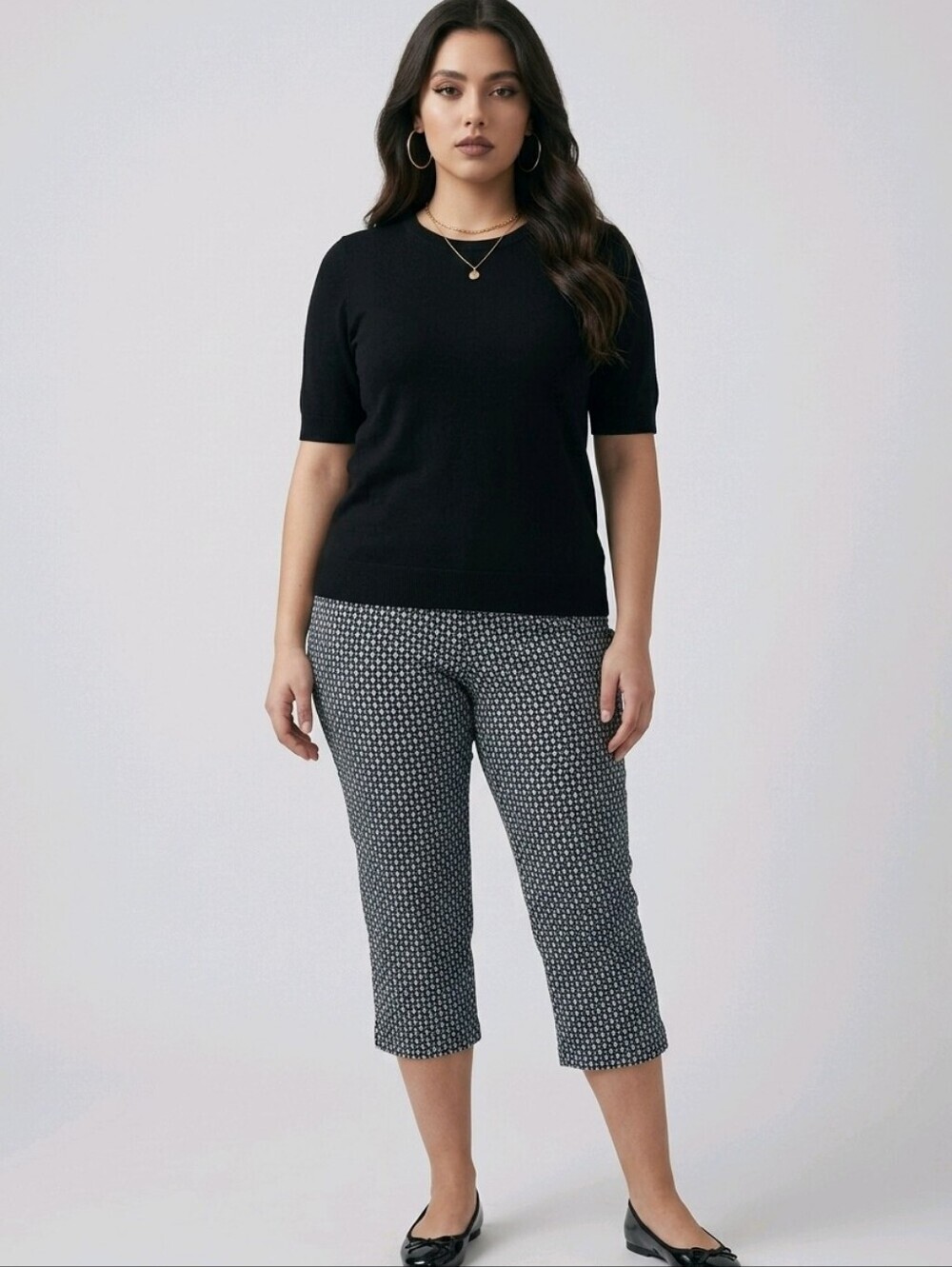 NWT Roz & Ali Black and White Block Party Capris ~size 10 Petite